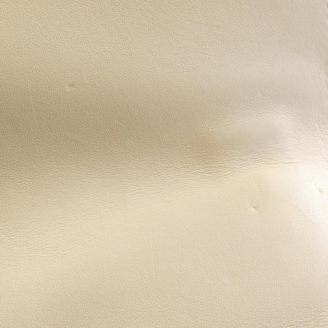 グッチ シルヴィ 421882 D4ZQG ショルダーバッグ