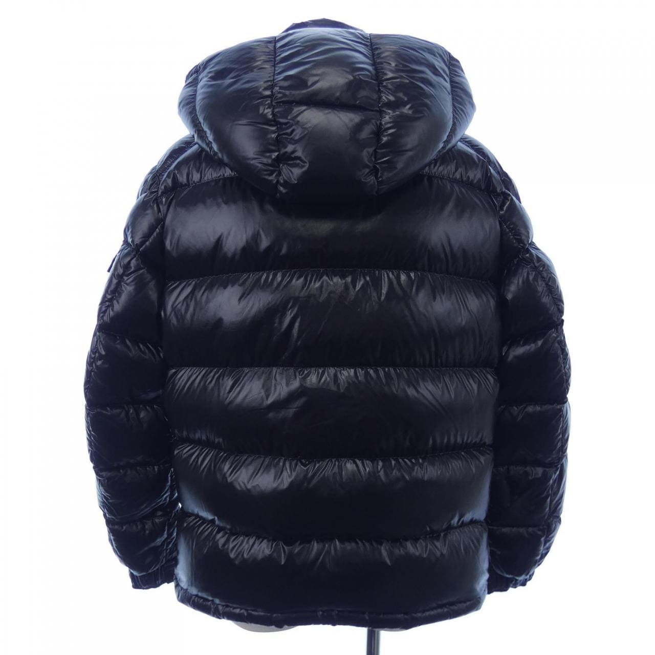 モンクレール MONCLER ダウンジャケット