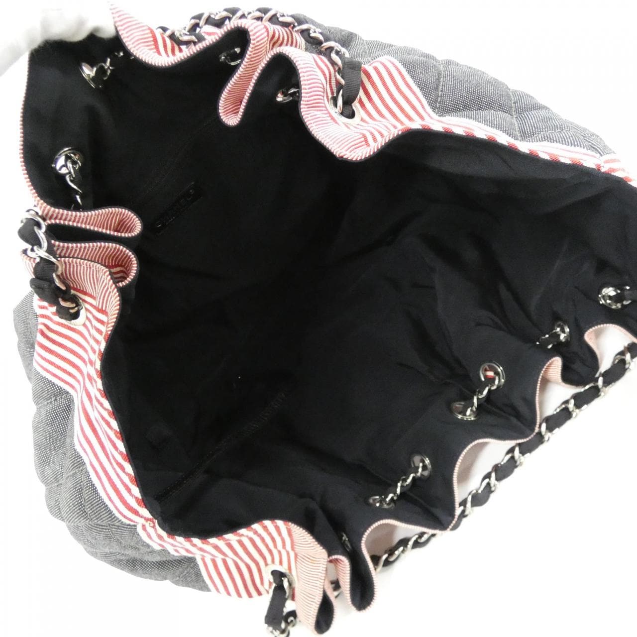 シャネル ショルダーバッグ