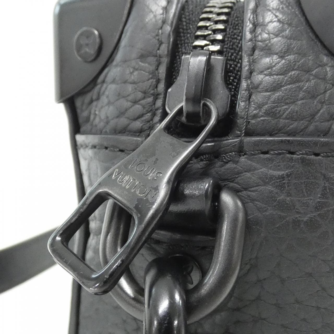 ルイヴィトン トリヨン モノグラム ミニ ソフトトランク M55702 ショルダーバッグ
