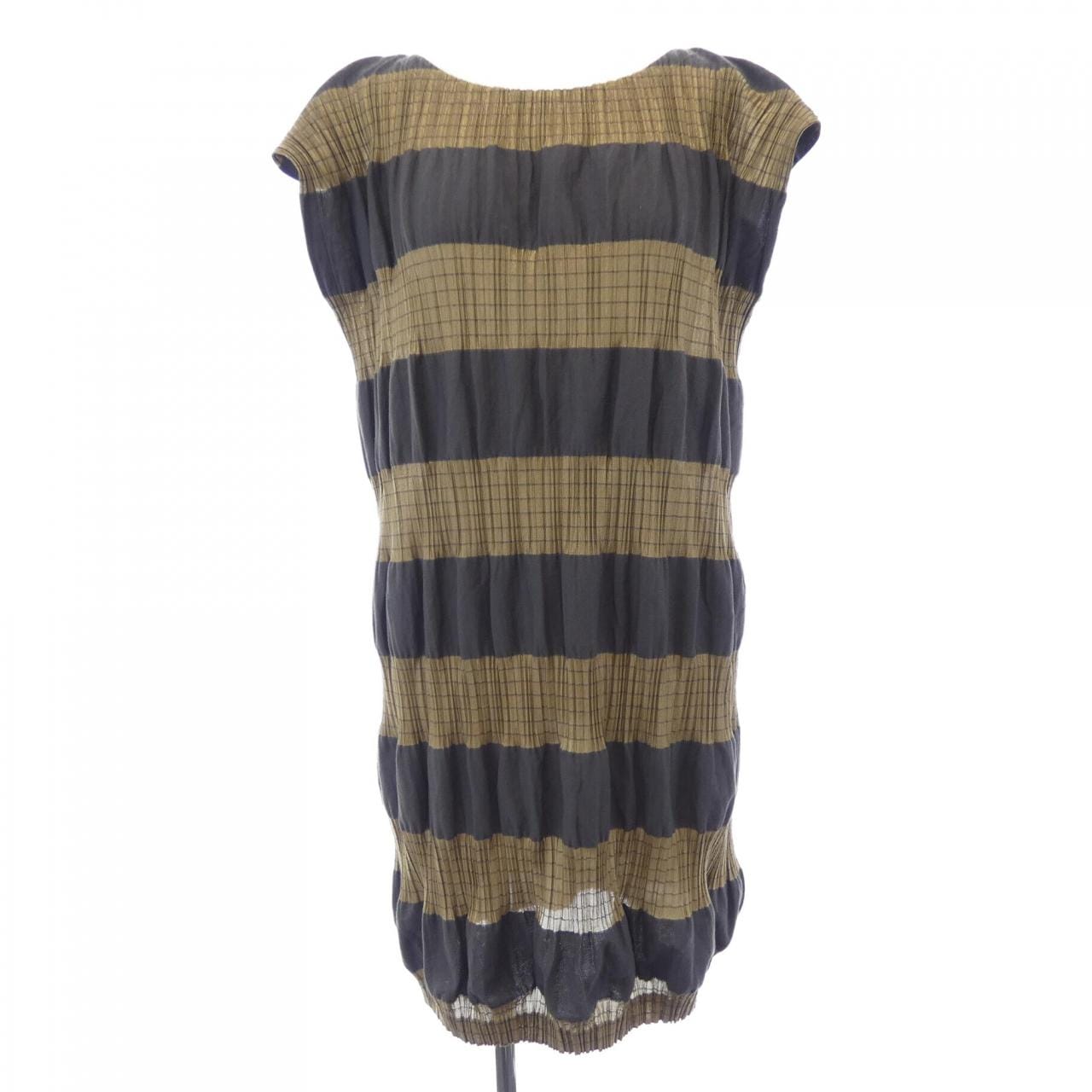 プリーツプリーズ PLEATS PLEASE PP53-JT533 ワンピース