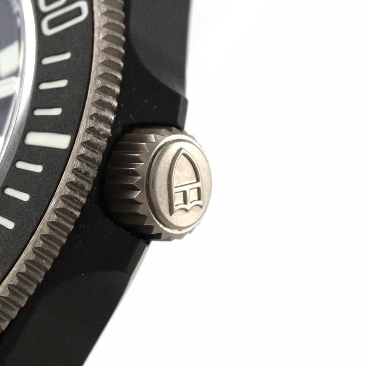 チューダー/チュードル ペラゴスFXD“アリンギ･レッドブル･レーシング” M25707KN-0001 カーボンコンポジット 自動巻