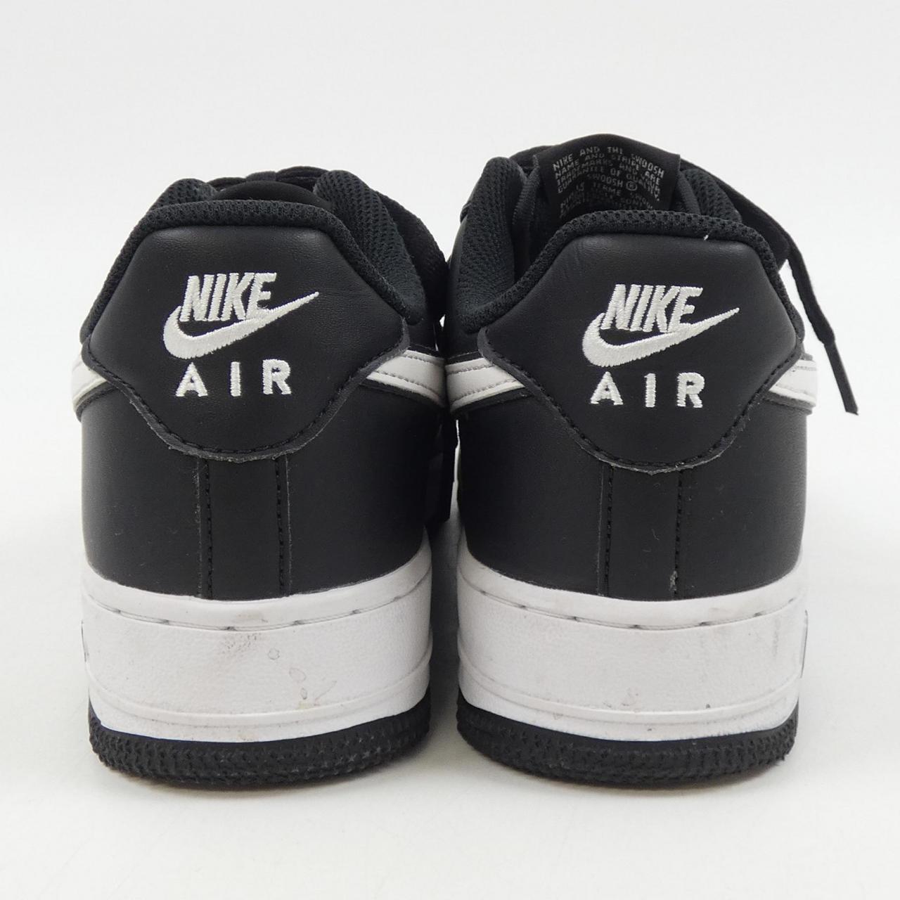 ナイキ NIKE スニーカー