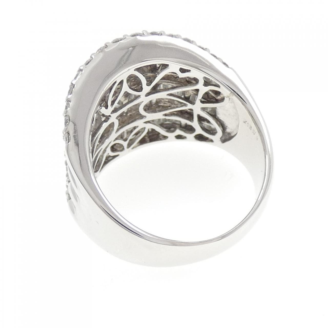 K18WG ダイヤモンド リング 3.65CT