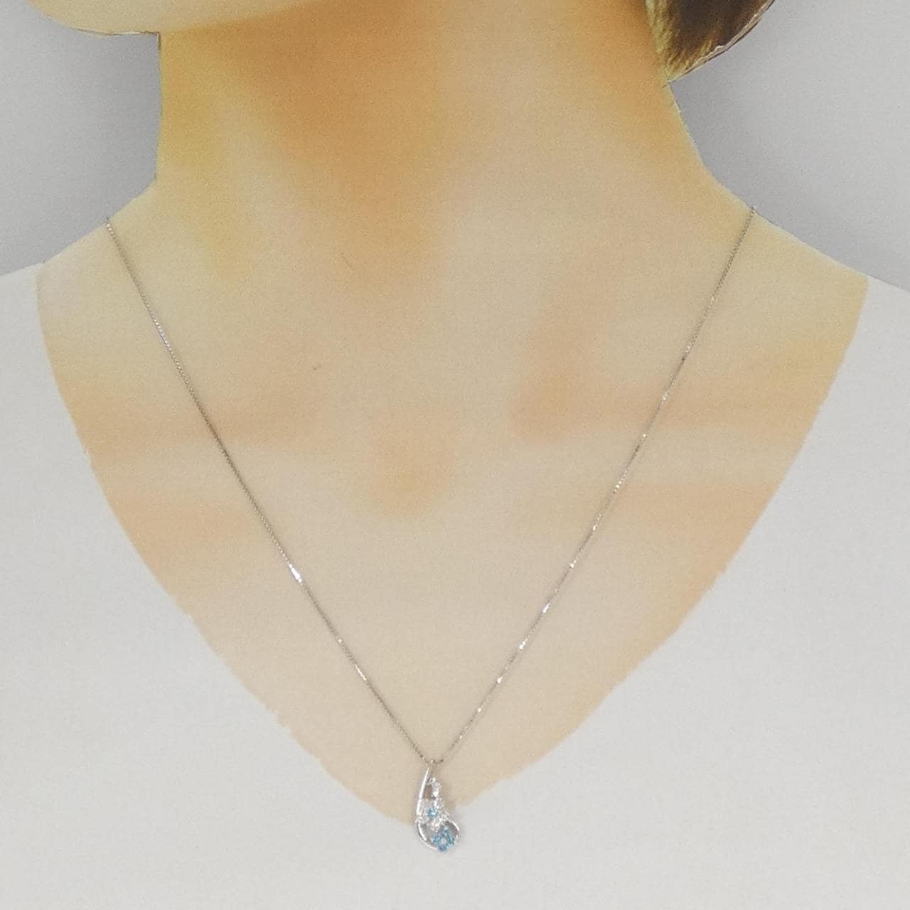 K18WG フラワー ダイヤモンド ネックレス 0.44CT
