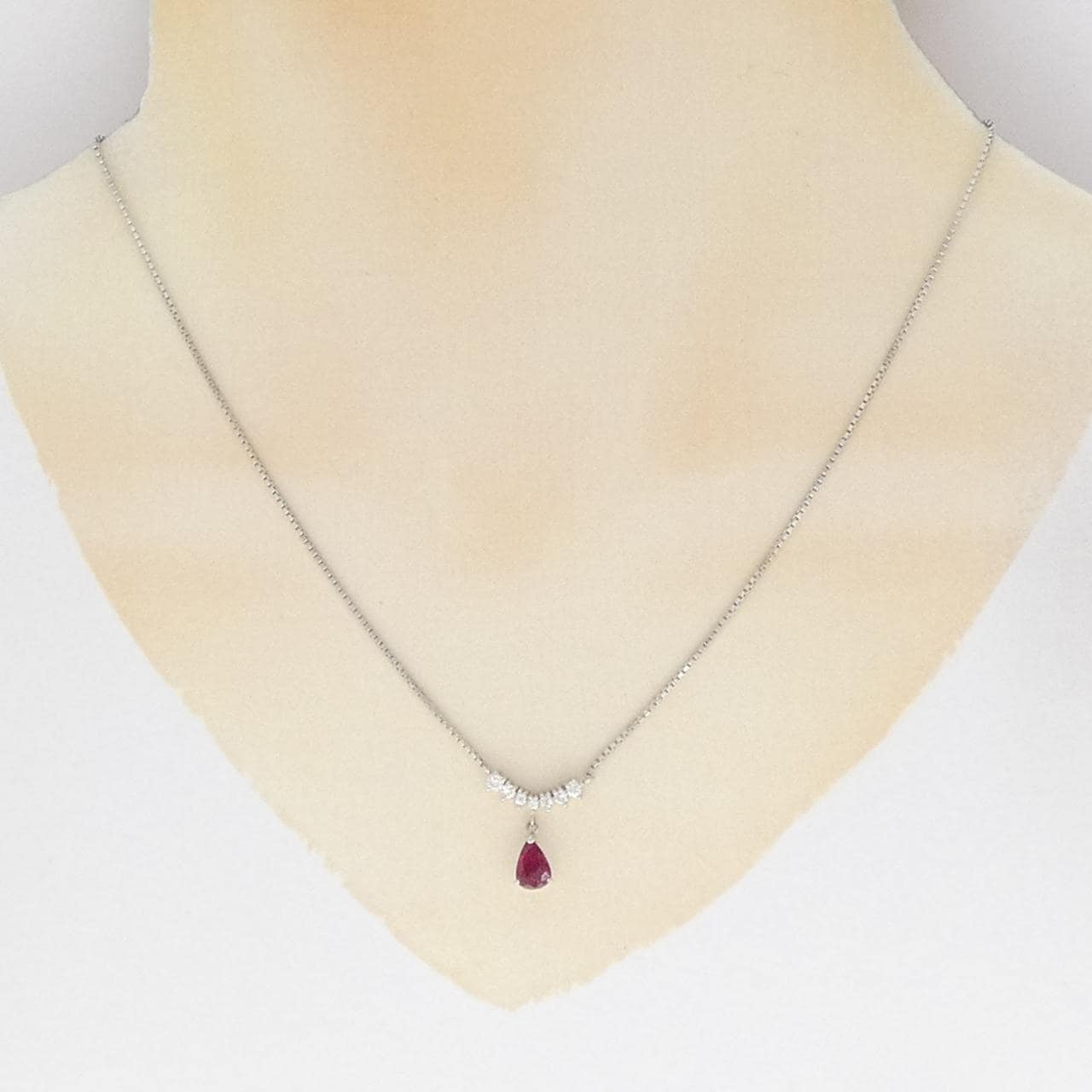 PT900/PT850红宝石项链0.55CT