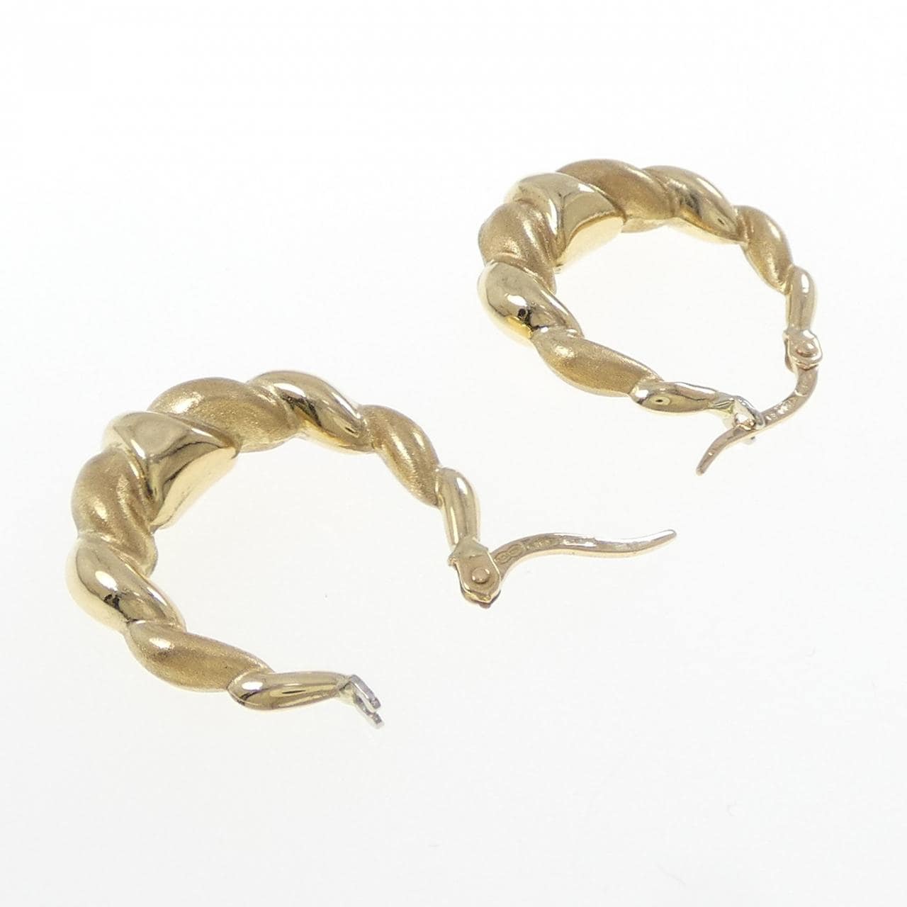 ウノアエレ 750YG ピアス