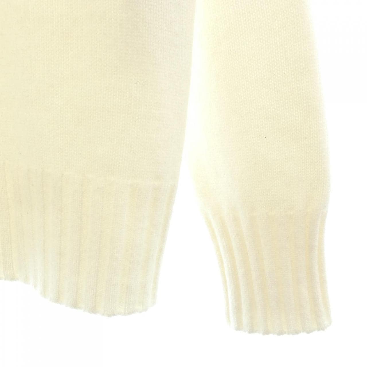 PLUS　PLUS ニット