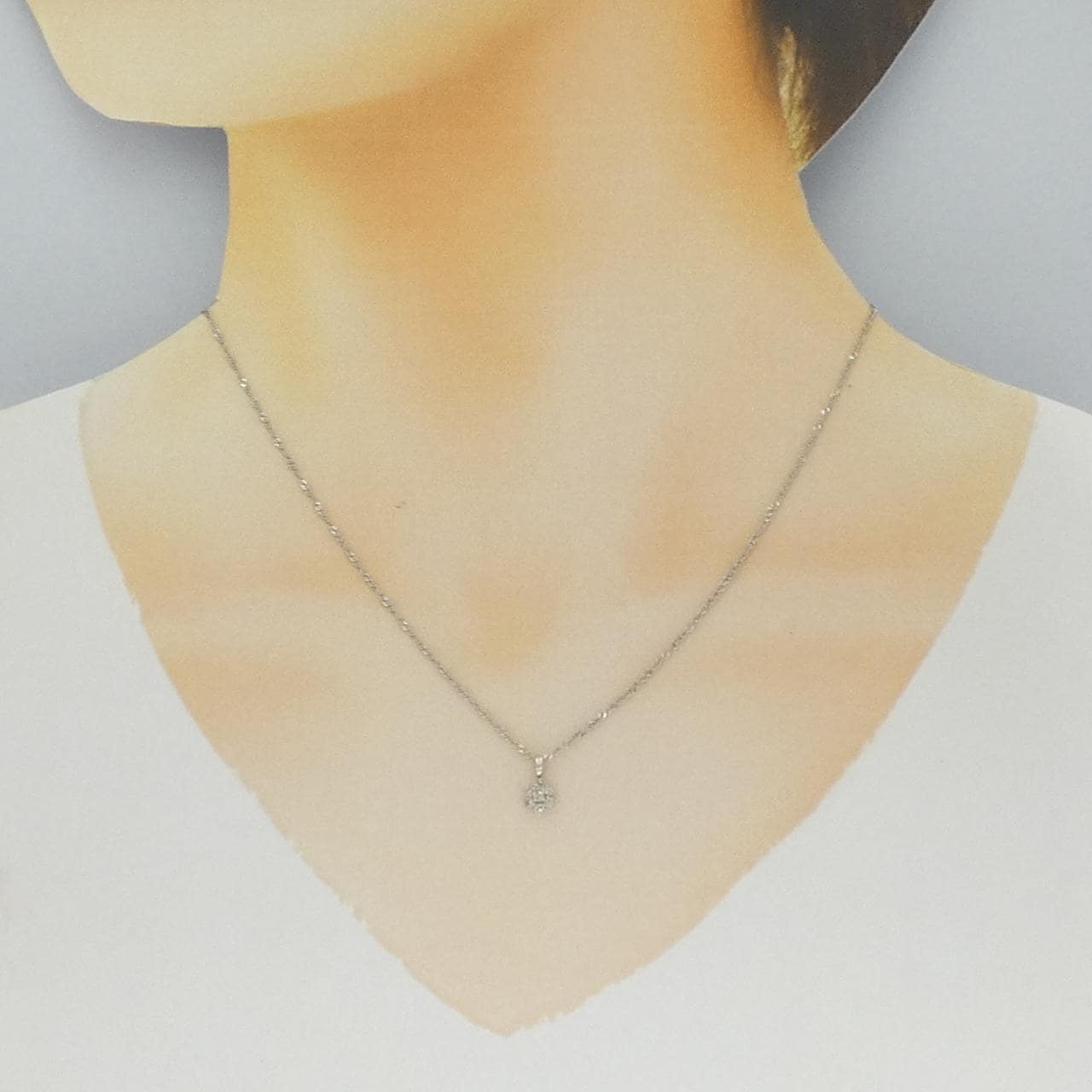 PT900/PT850 フラワー ダイヤモンド ネックレス 0.15CT