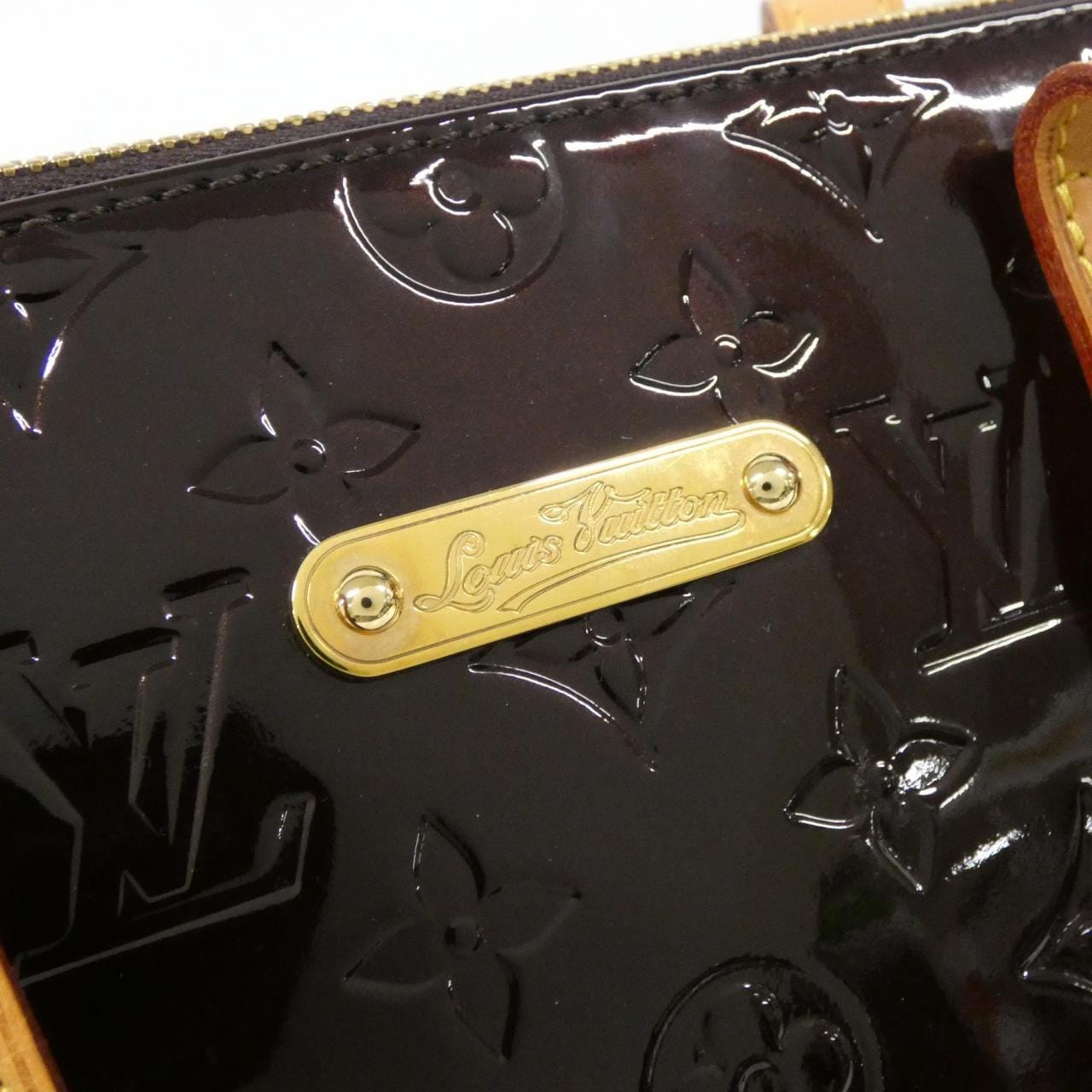 ルイヴィトン ヴェルニ ベルヴュー GM M93589 ショルダーバッグ