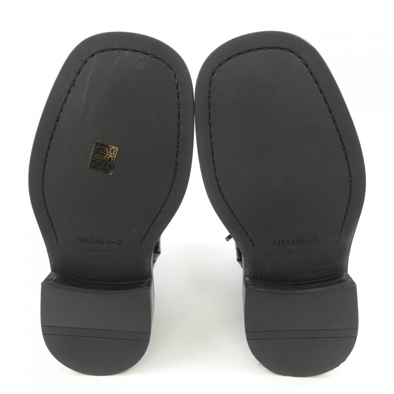 フェラガモ FERRAGAMO ブーツ