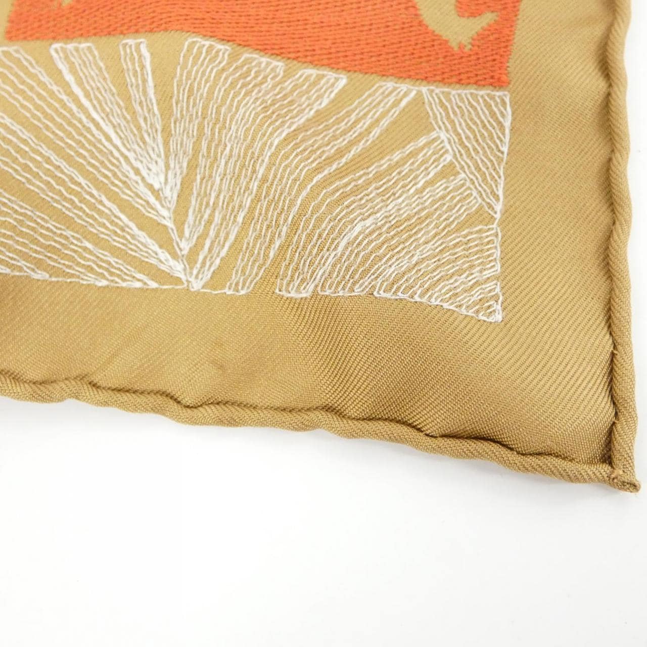 エルメス LISTE AU BLOC ポワントゥ ブロデ 884127S スカーフ