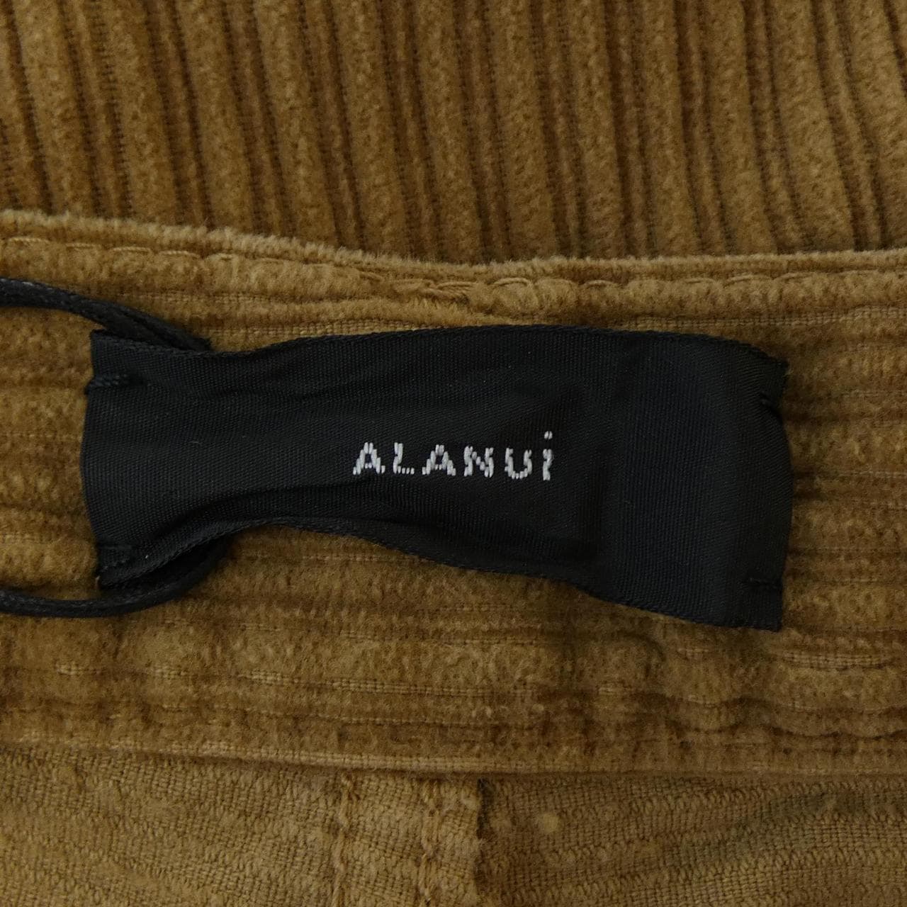 ALANUI パンツ