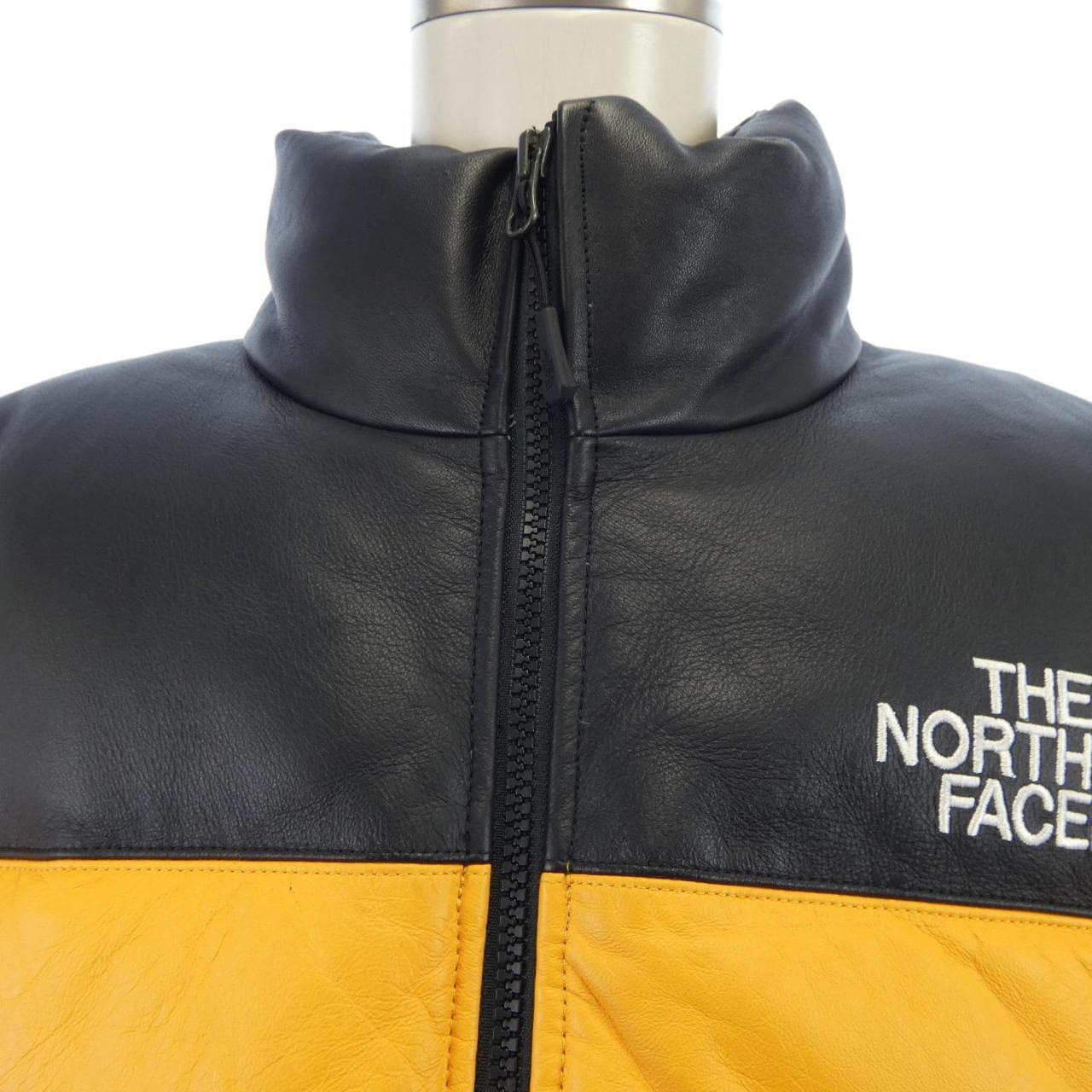 シュプリームザノースフェイス SUPREME×NORTH FACE ダウンジャケット