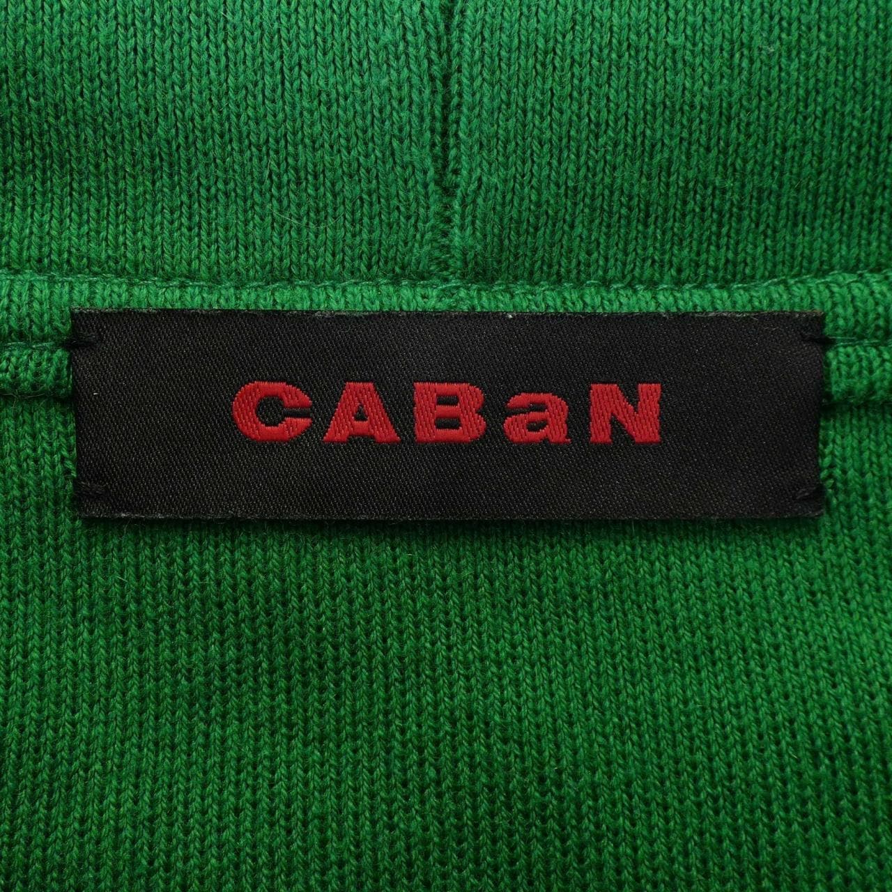 キャバン CABaN パーカー