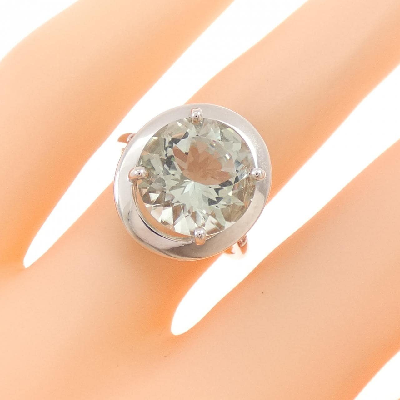 モーブッサン クオーツ リング