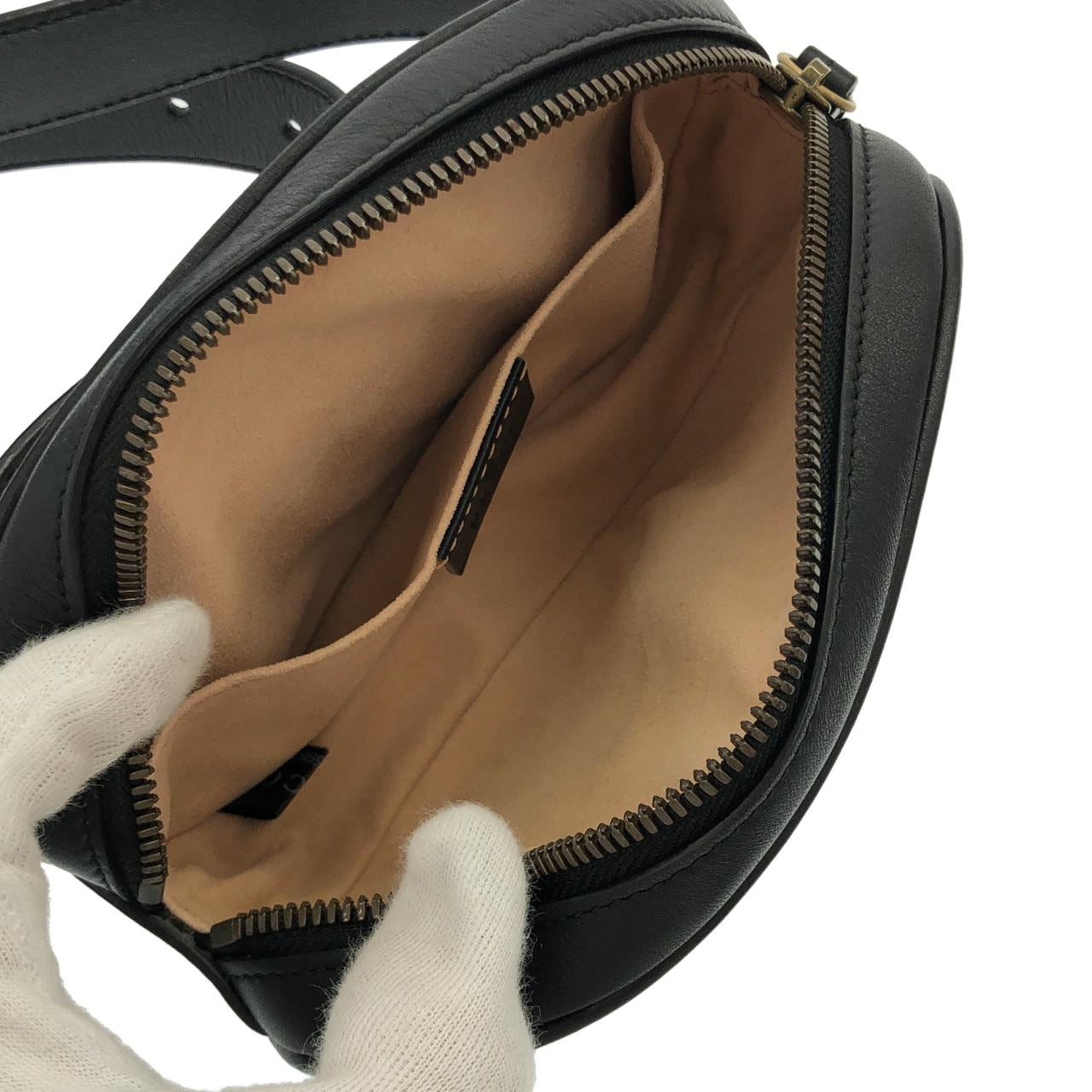 グッチ GG MARMONT 476434 DSVRT ウエストバッグ