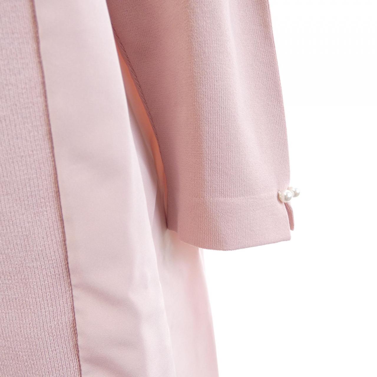 トゥービーシック TO BE CHIC トップス