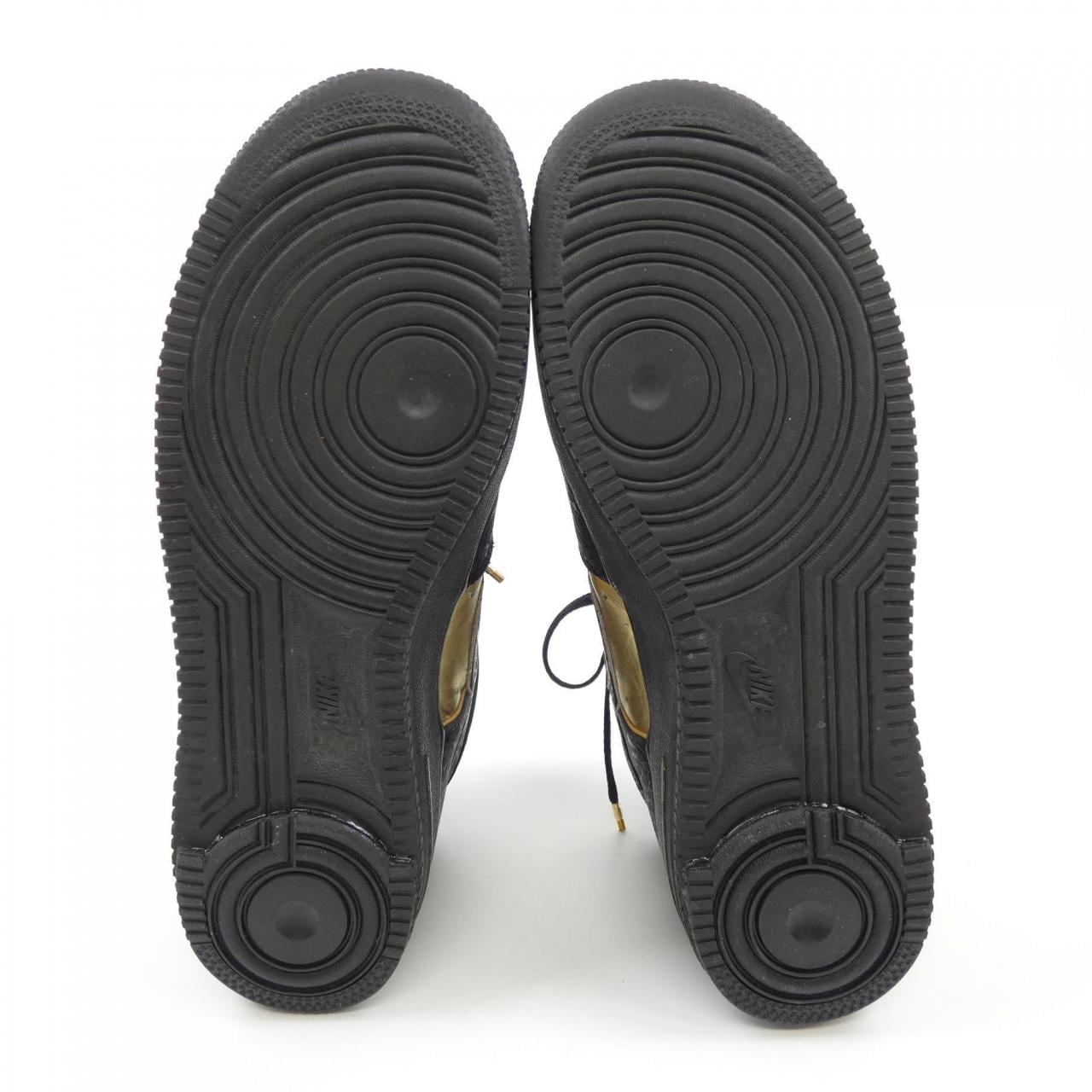 ナイキ NIKE スニーカー
