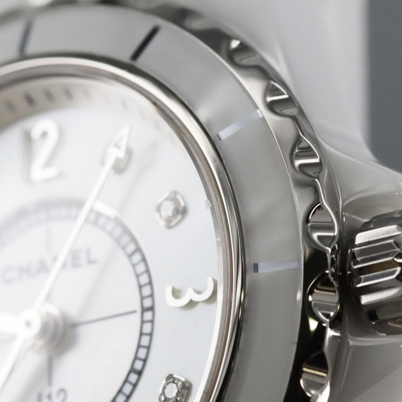 シャネル J12 29mmセラミック･8P H2570 セラミック クォーツ