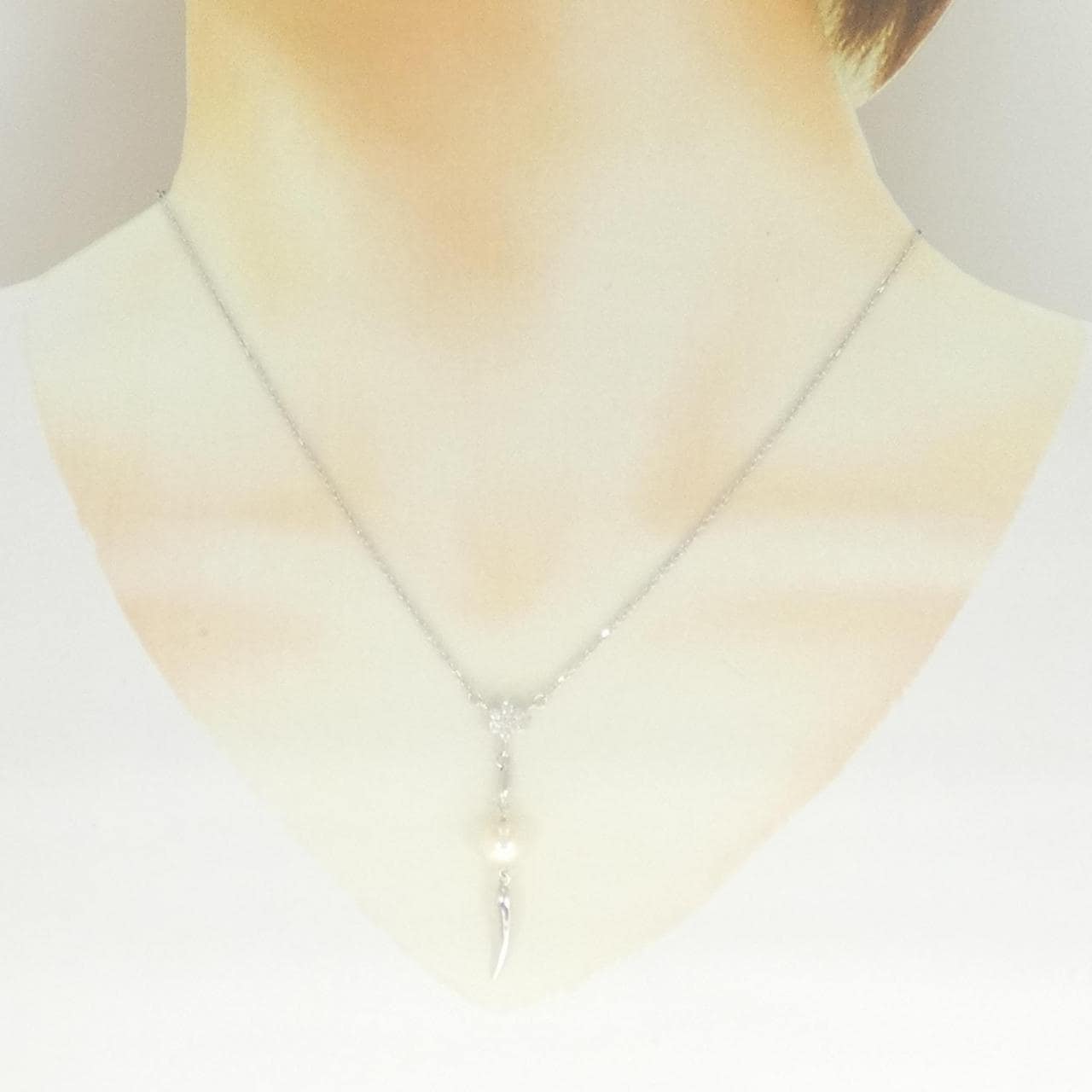 K18WG フラワー アコヤパール ネックレス 8.5mm