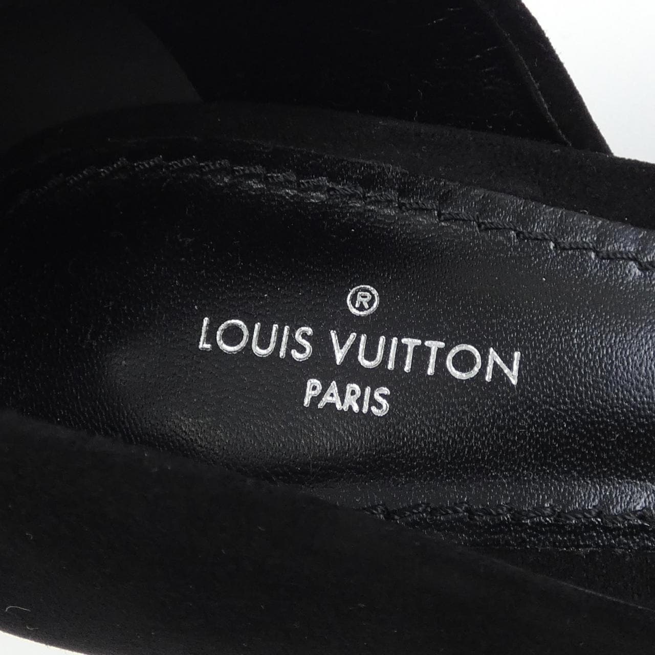 LOUIS VUITTON LOUIS VUITTON PUMPS