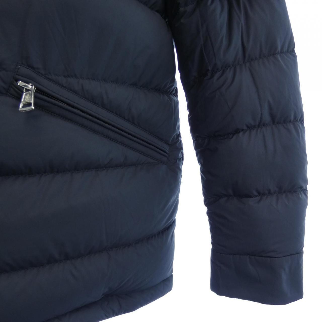モンクレール MONCLER QUEYRAS ダウンジャケット