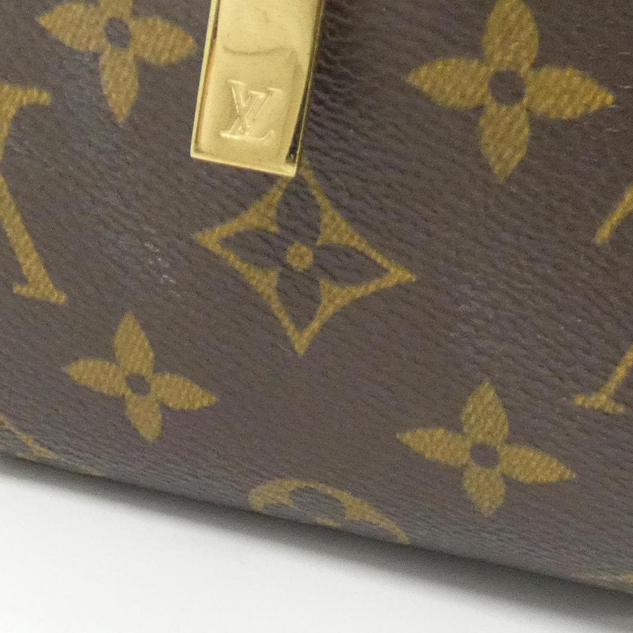 ルイヴィトン モノグラム シテ MM M51182 ショルダーバッグ