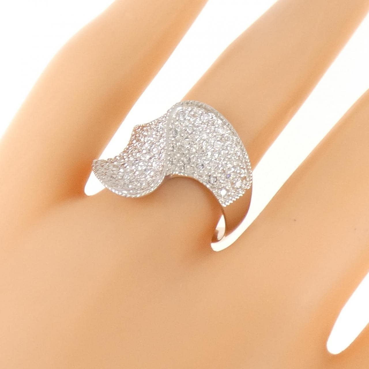 PT900 パヴェ ダイヤモンド リング 0.30CT