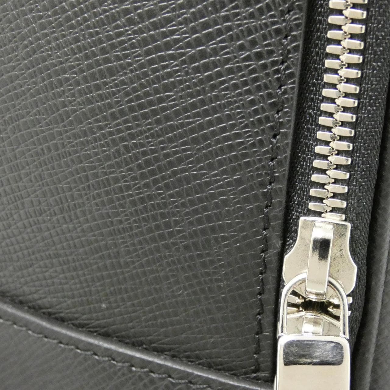 ルイヴィトン タイガ アレックス バックパック M30258 リュックサック