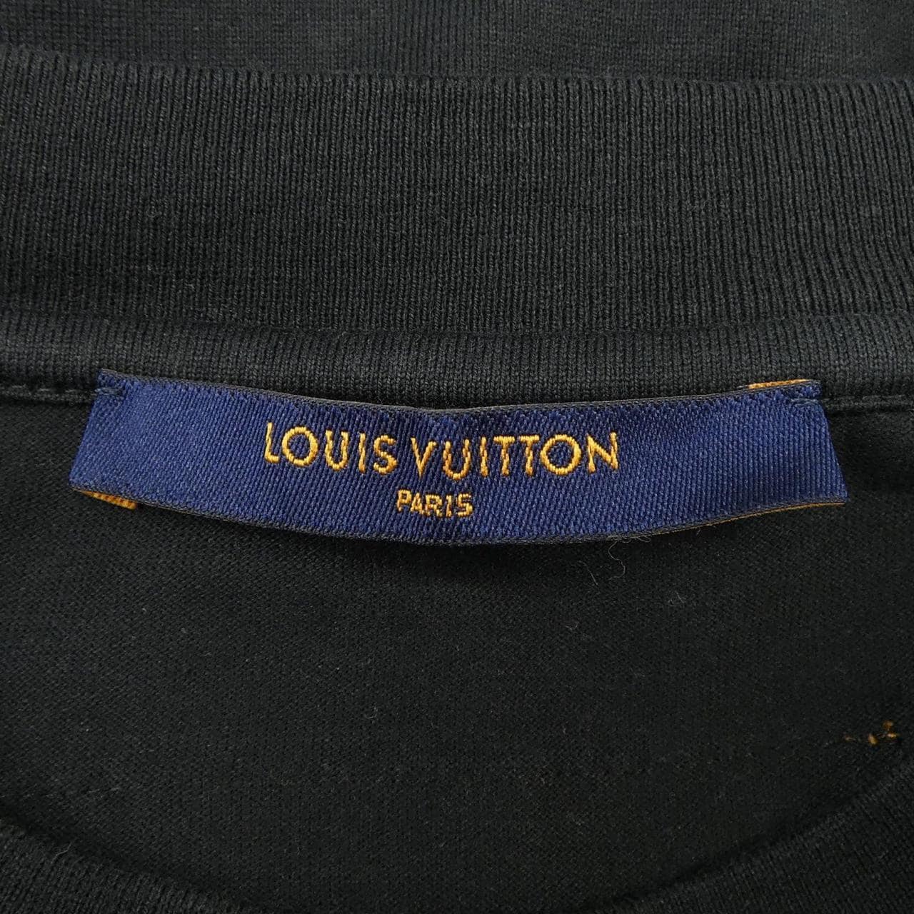 ルイヴィトン LOUIS VUITTON LVデボス HLY64WNPG Tシャツ