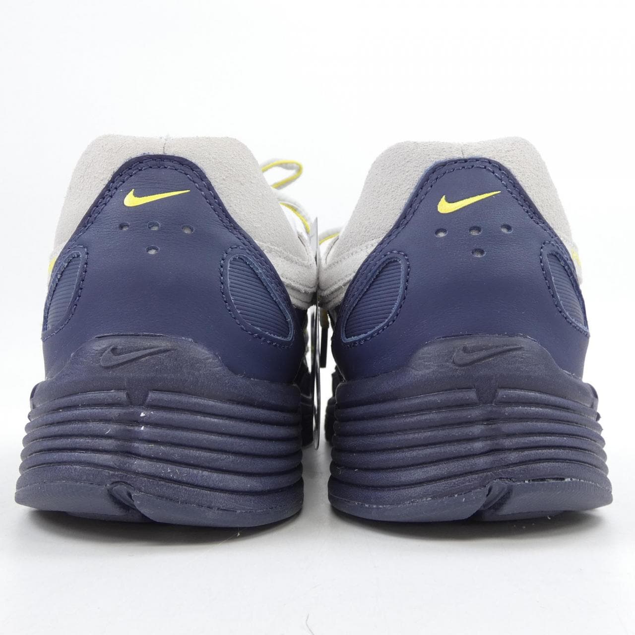 ナイキ NIKE IF0668-100 スニーカー