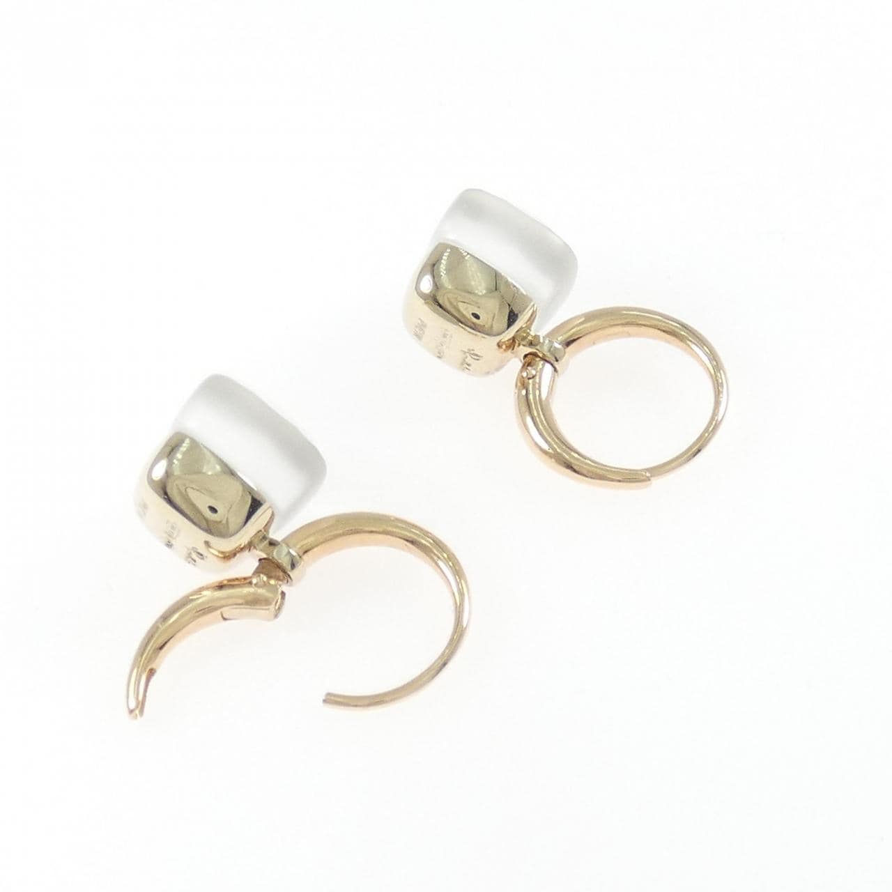 ポメラート プチヌード ピアス