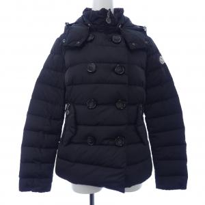 モンクレール MONCLER ダウンジャケット