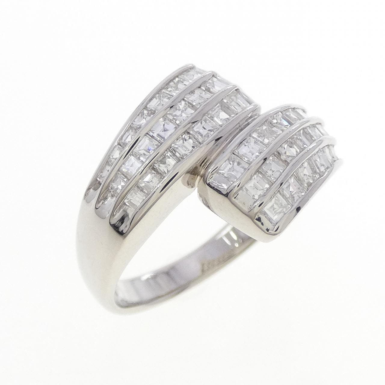 PT900 ダイヤモンド リング 1.00CT