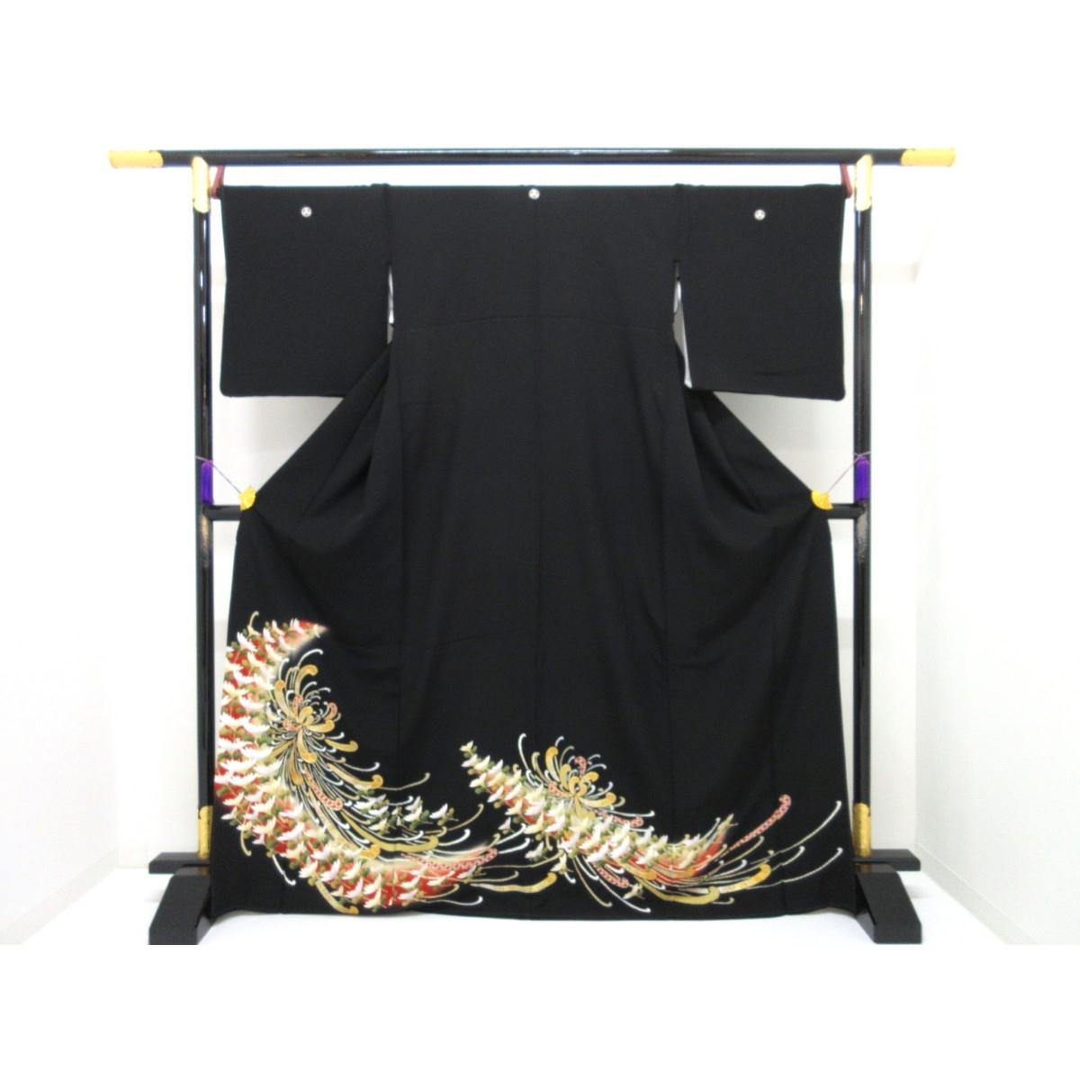 留袖　友禅金彩加工　刺繍入り　丸に三ツ柏