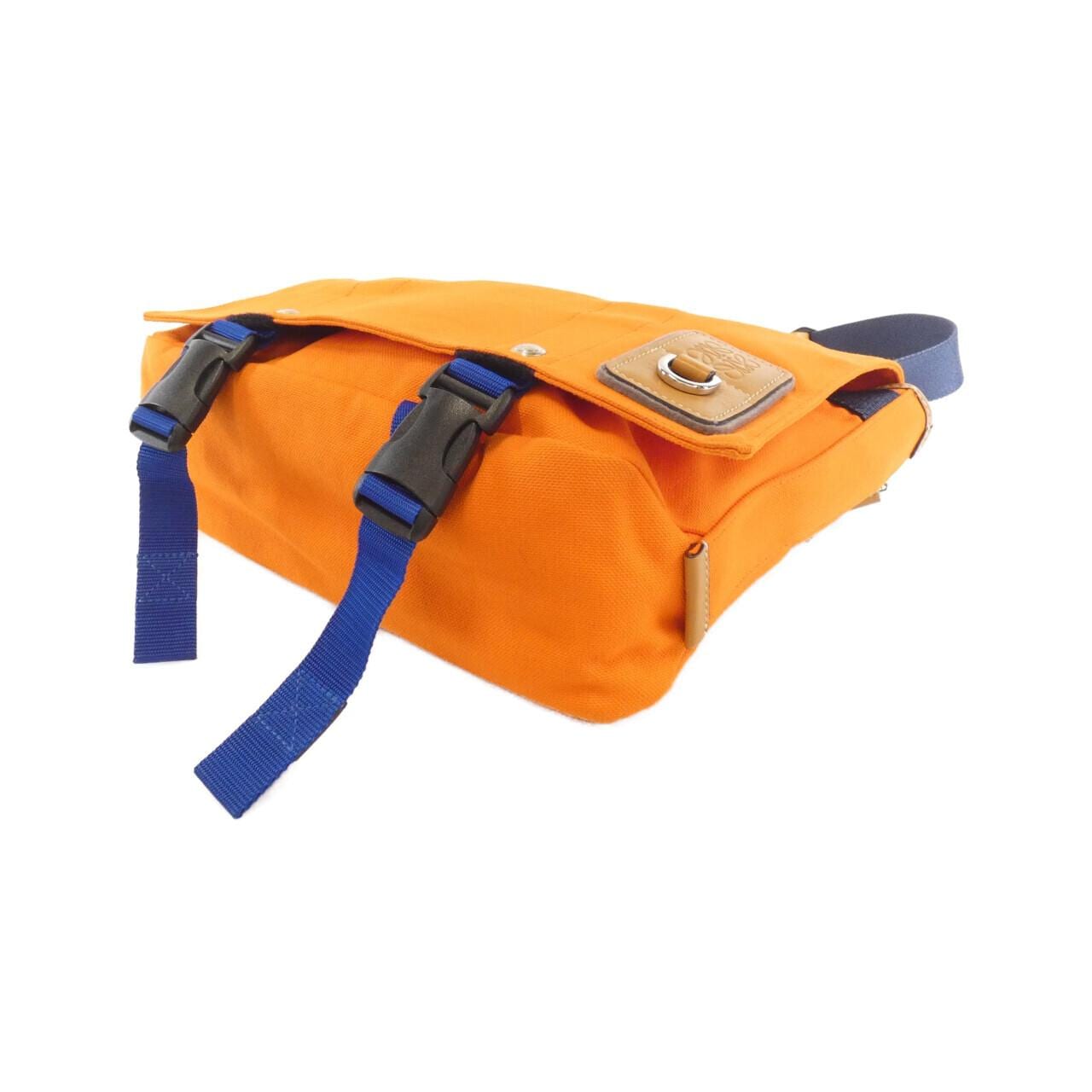 LOEVE 301 50VU45包包