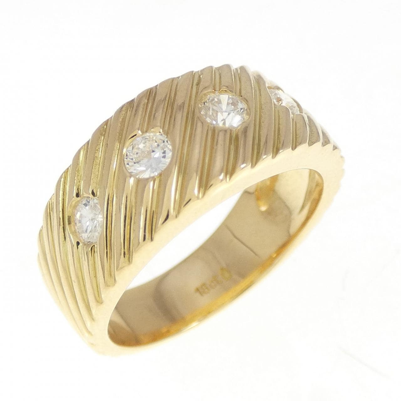 18CTYG Diamond Ring