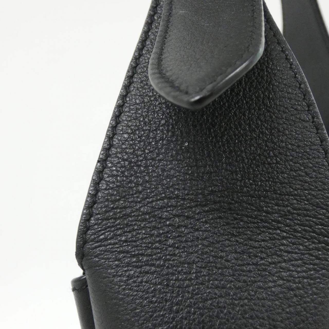 サンローラン SOFT SMALL 713938 AAAUQ ショルダーバッグ