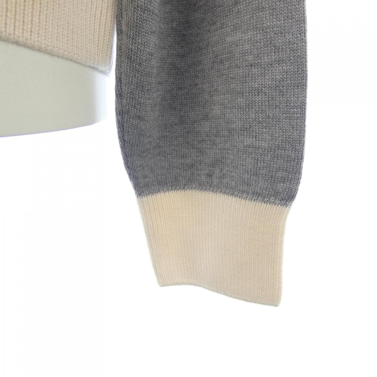 メゾンキツネ MAISON KITSUNE HU00542KT1036 カーディガン