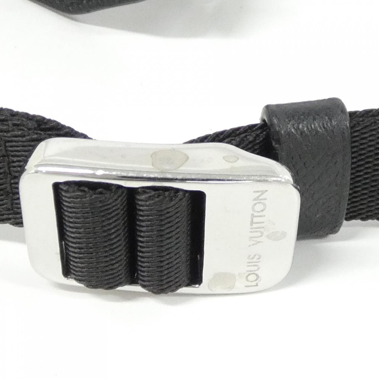 ルイヴィトン タイガ アウトドア メッセンジャー PM M33435 ショルダーバッグ