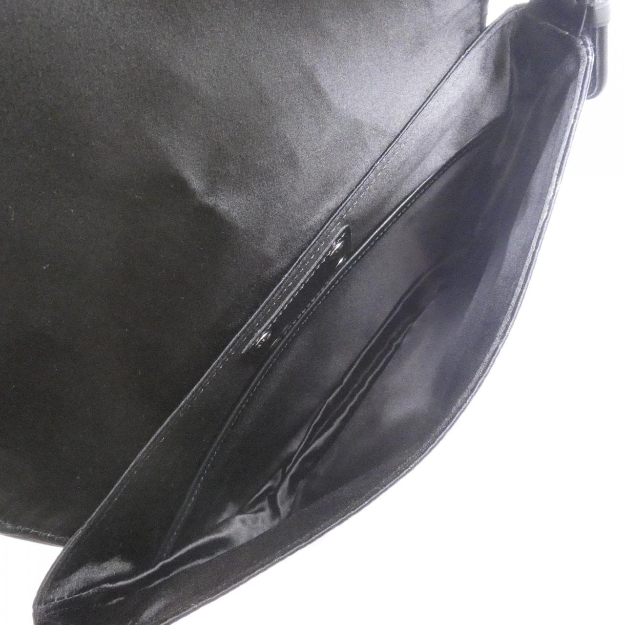 LOUIS VUITTON Comte de Fe Musette M92273 单肩包