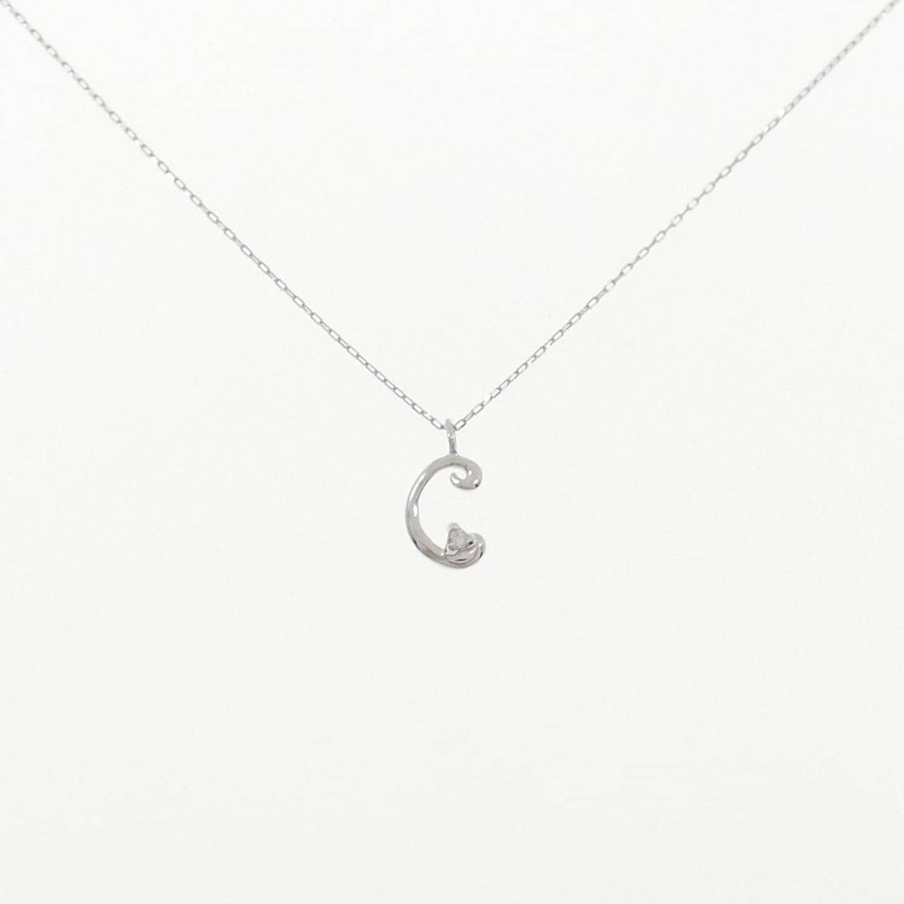 K10WG イニシャルC ダイヤモンド ネックレス 0.01CT