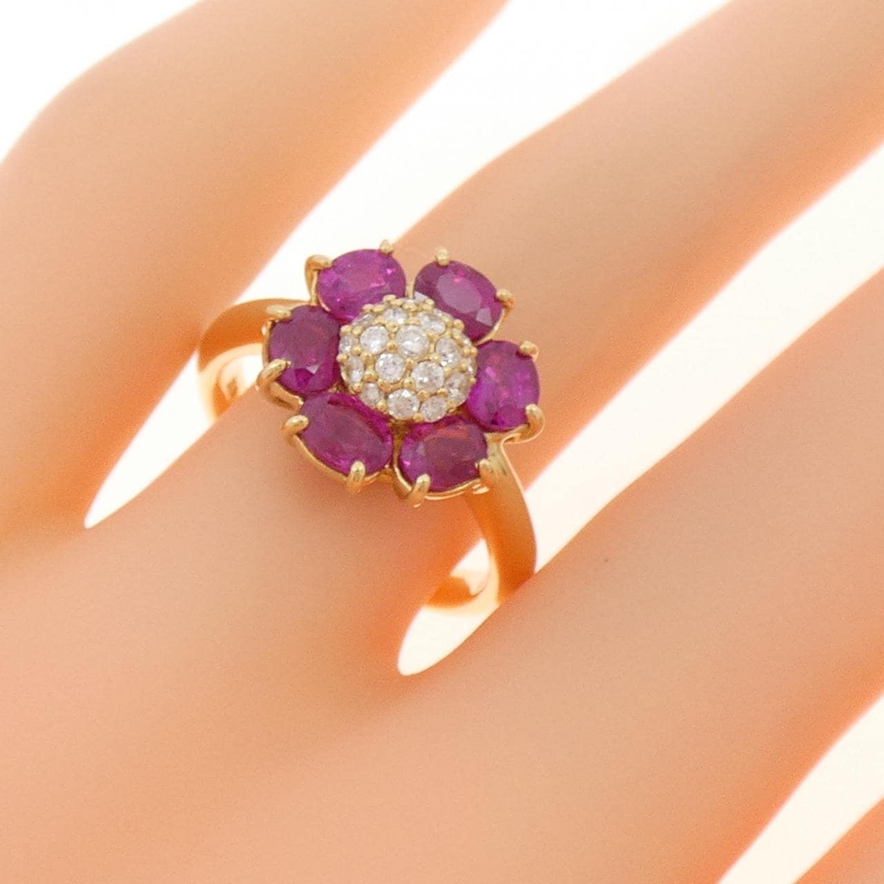 K18YG フラワー ルビー リング 2.10CT