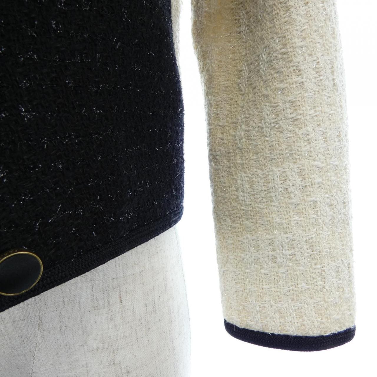 サンローラン SAINT LAURENT 668543 Y3C71 ノーカラージャケット