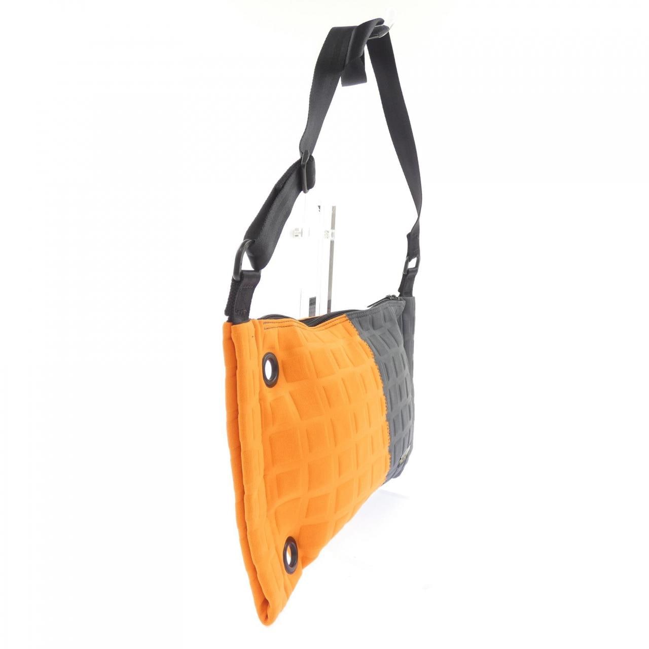 MAKE ART YOUR ZOO BAG