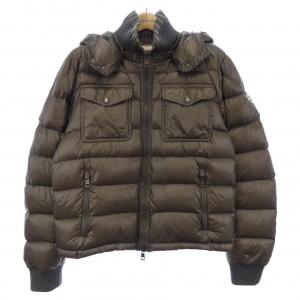 モンクレール MONCLER ダウンジャケット