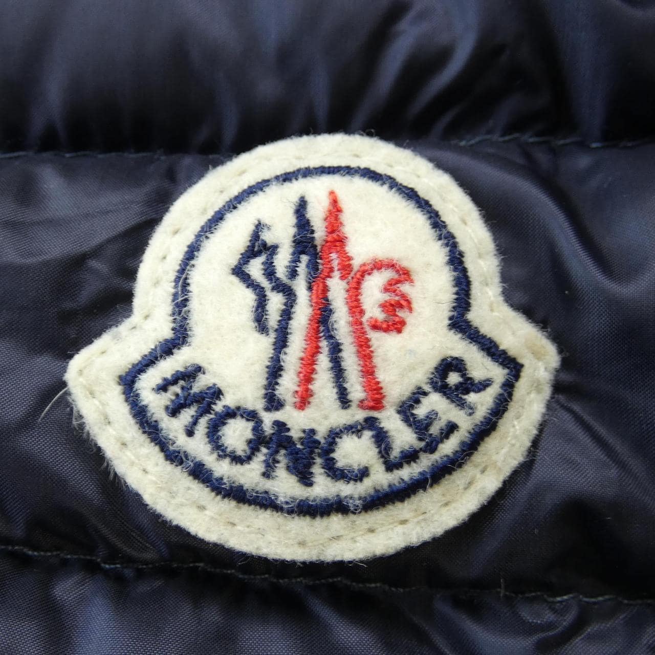 モンクレール MONCLER ダウンジャケット