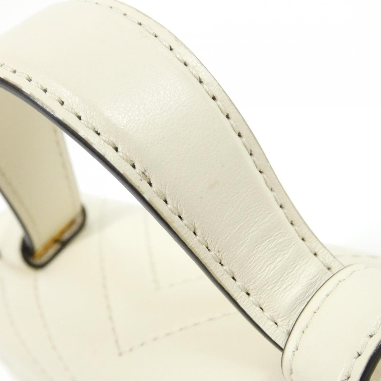 グッチ GG MARMONT 547260 DTDIT バッグ