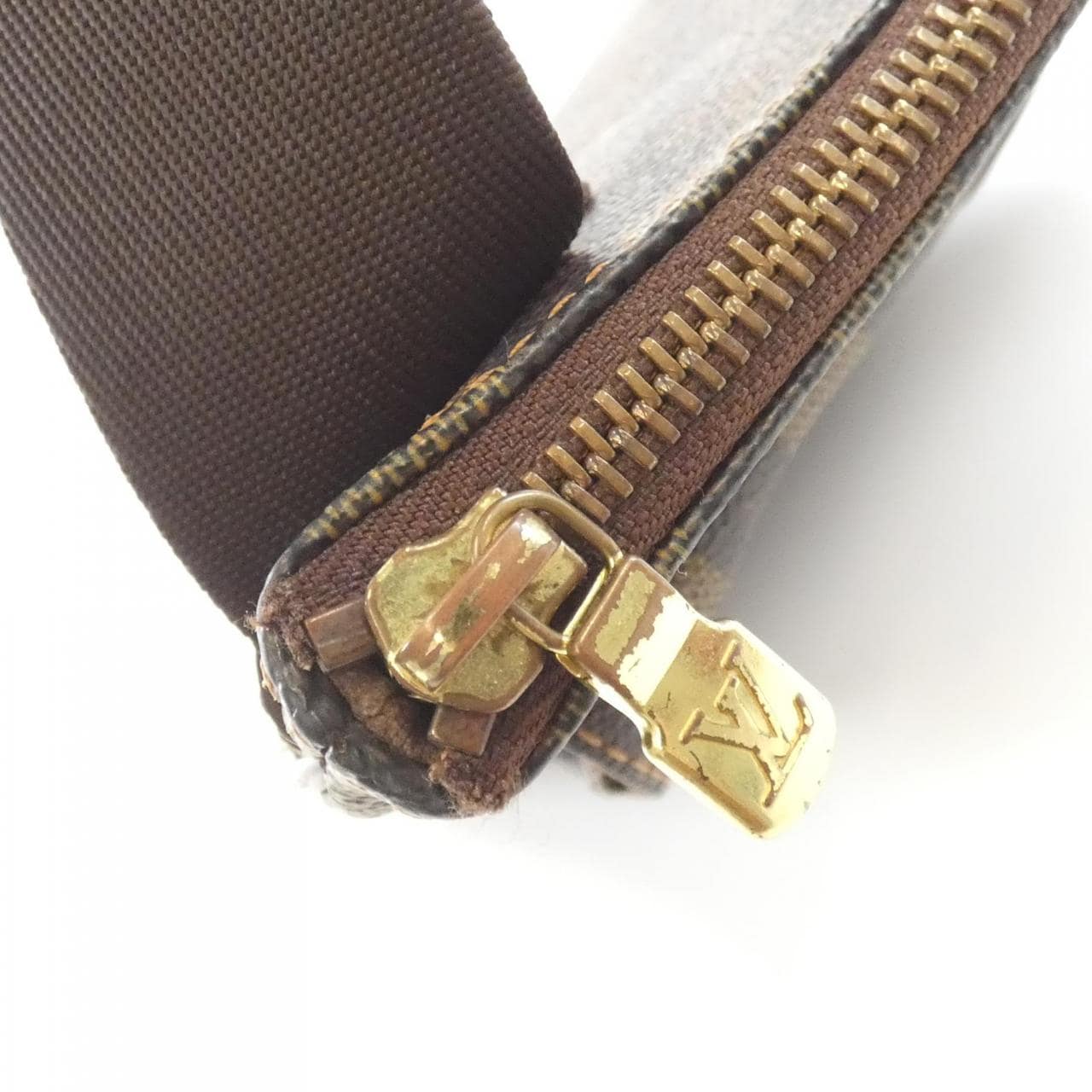 LOUIS VUITTON Damier Pochette Melville N51127 單肩包